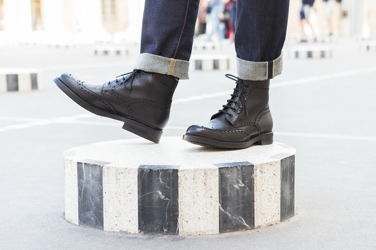 Loake - Boots en cuir noir semelle cousue goodyear