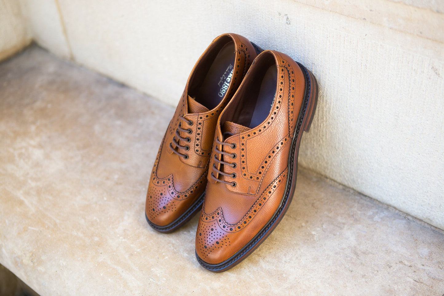 Loake - Derby marron mahogamy semelle cousue goodyear gomme
