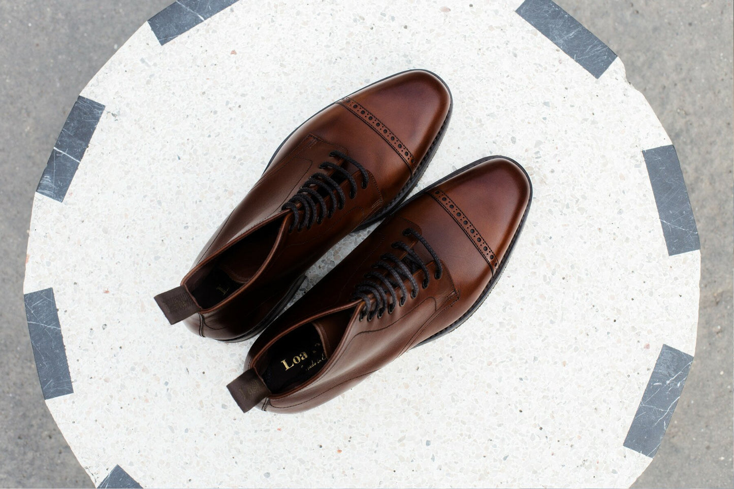Loake - Boots cuir marron foncé semelle cousue gomme