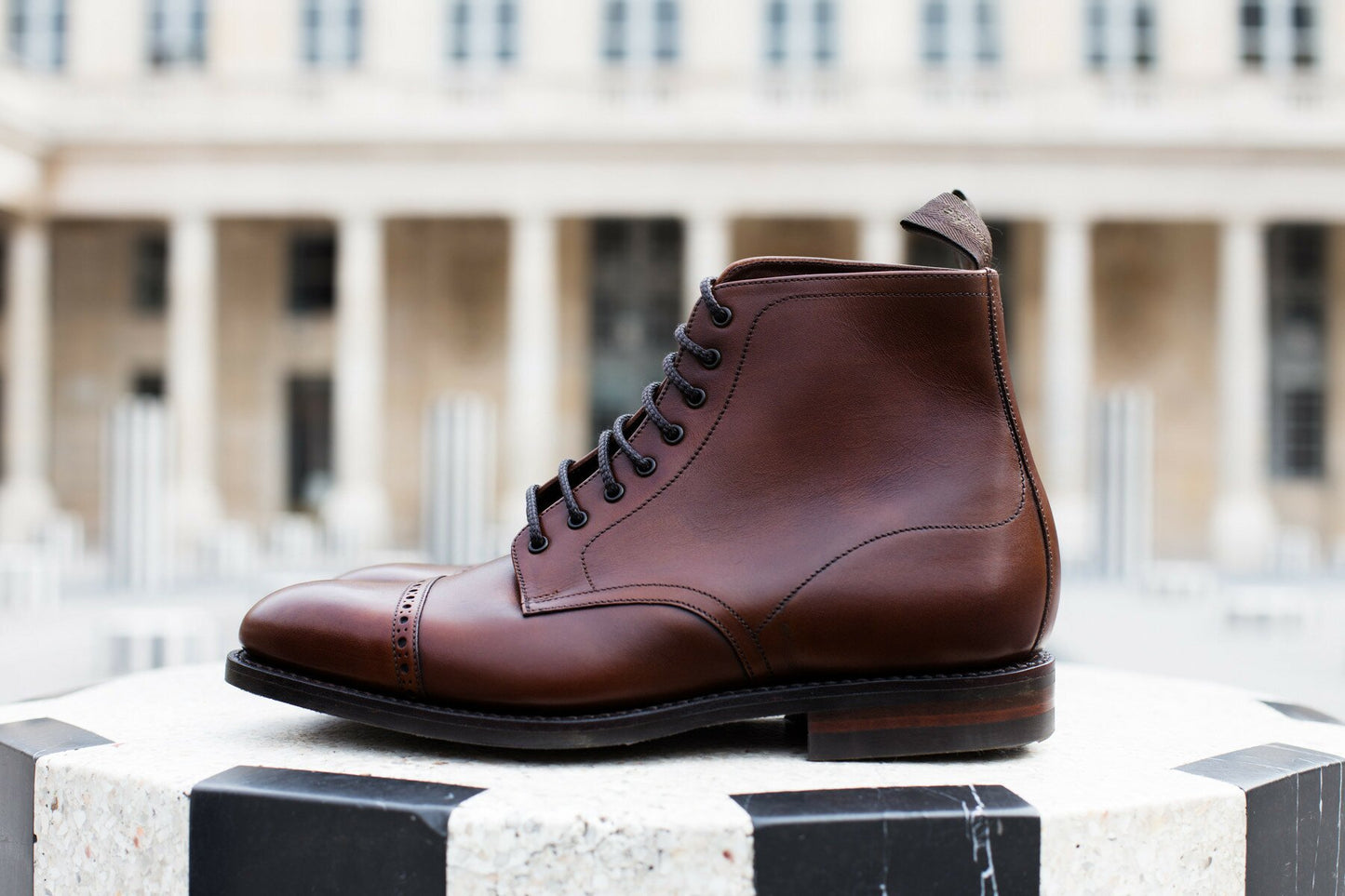 Loake - Boots cuir marron foncé semelle cousue gomme