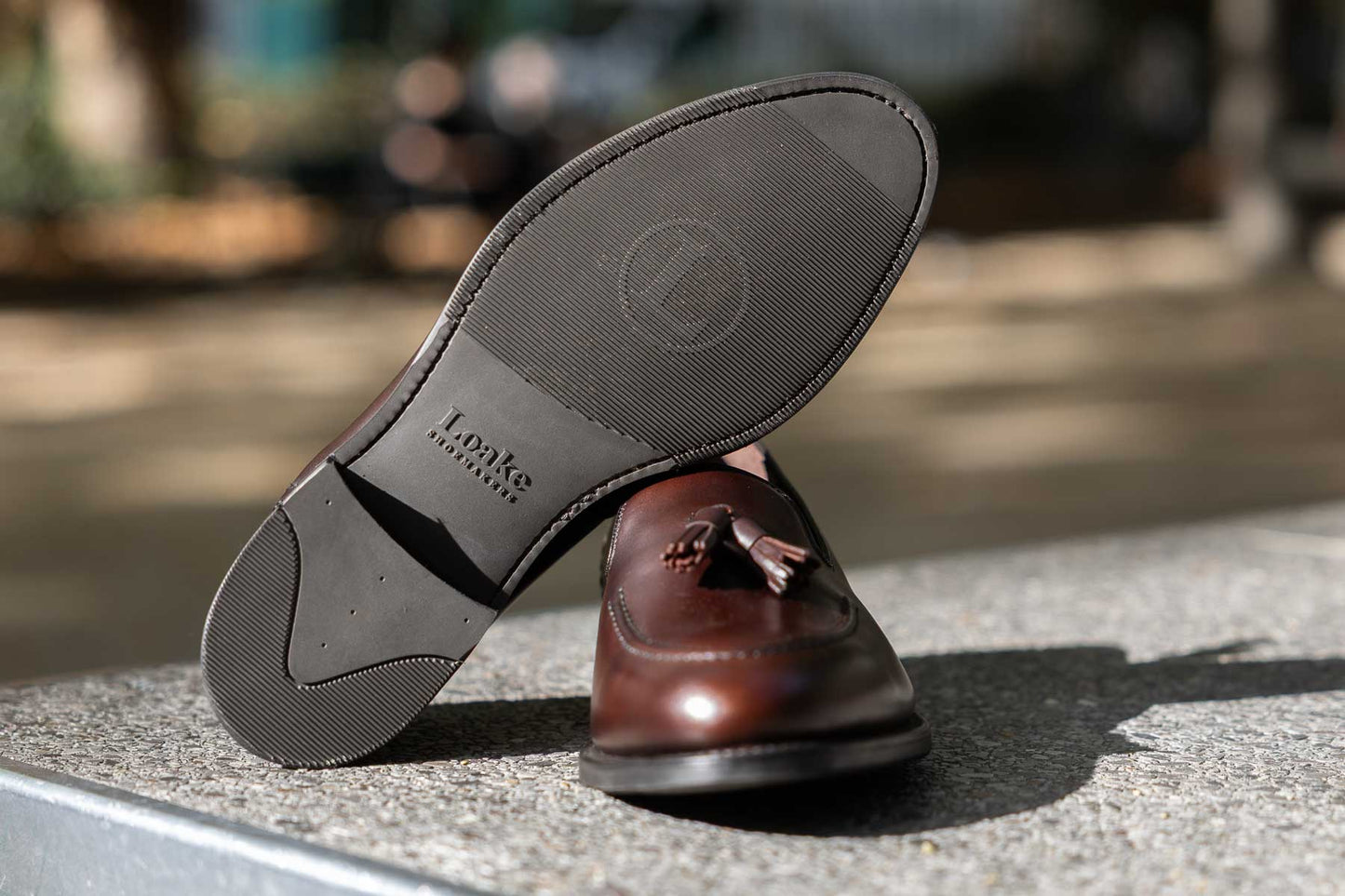 Brunel Dark brown waxy