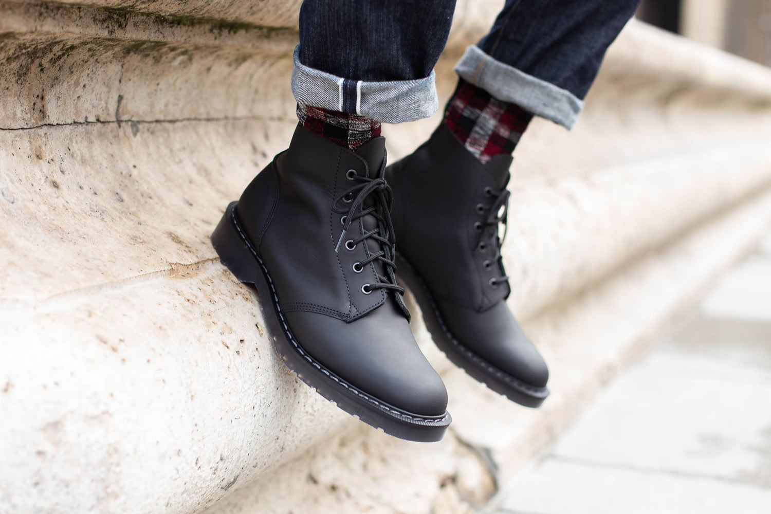 Astronaut 969 black greasy