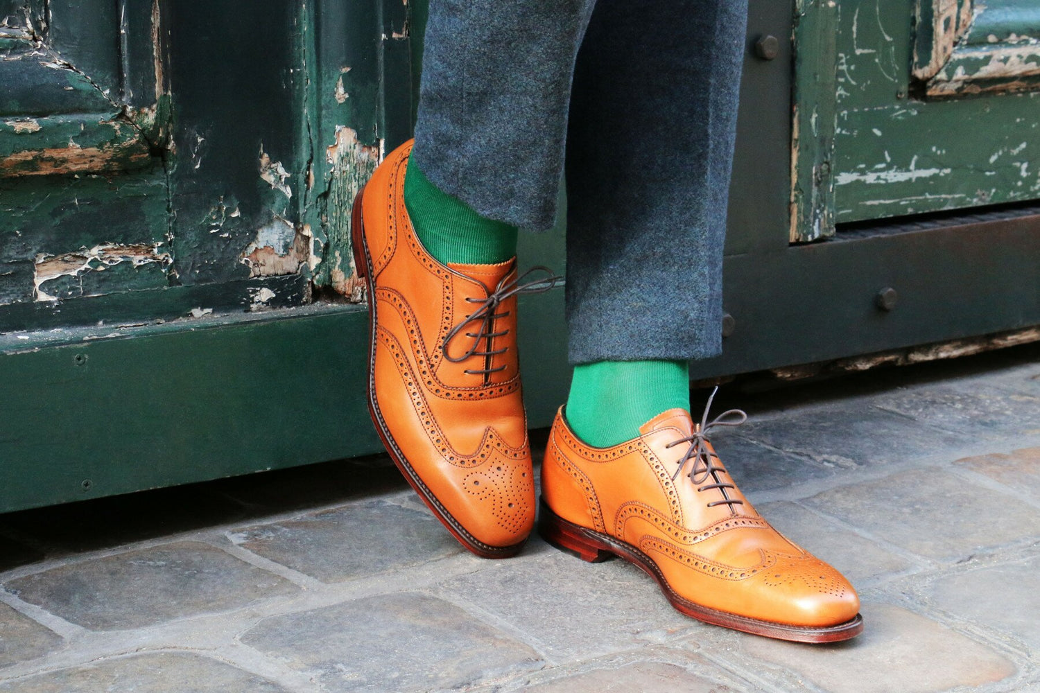 Loake - Richelieu fleuri cuir tan semelle cuir