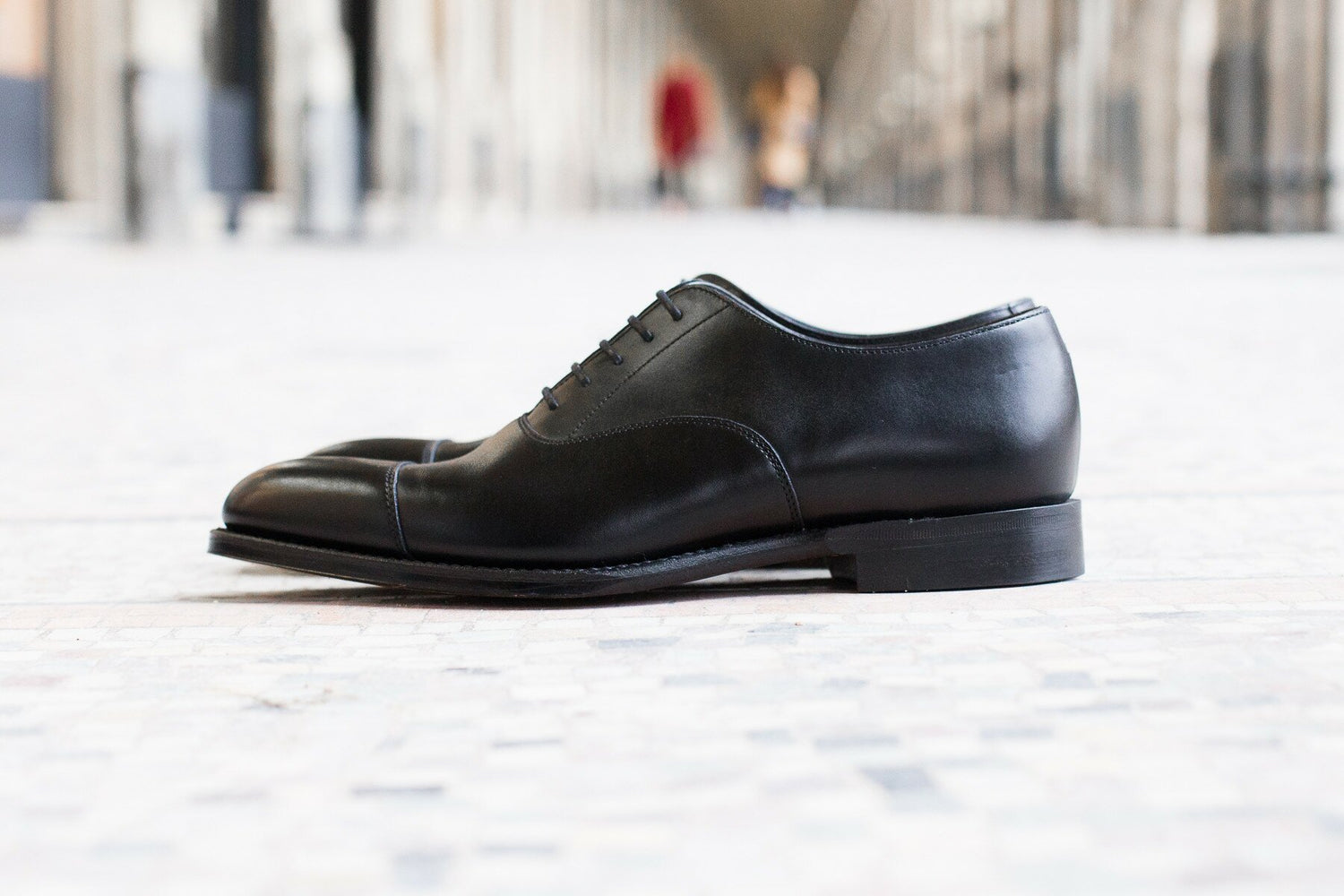 Loake - Richelieu cuir noir bout droit semelle cuir