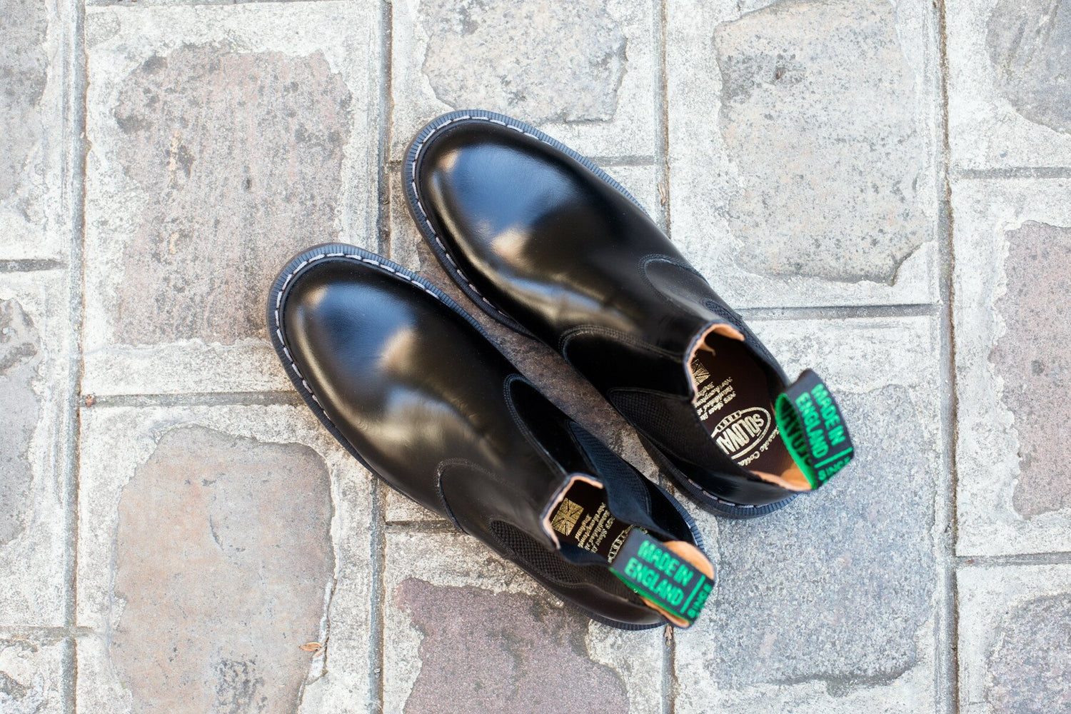 Solovair Nps Chaussures Fabriqué En Angleterre Chelsea Bateau Noir Greasy Solovair Nps Chaussures Fabriqué En Angleterre Chelsea Bateau Noir Greasy